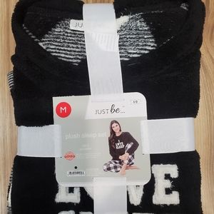 NWT Justbe Plush Pajama Set